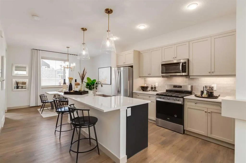 51 Heirloom Boulevard SE