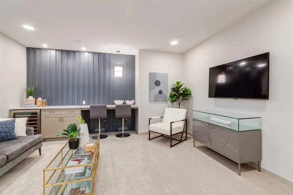 55 Heirloom Boulevard SE