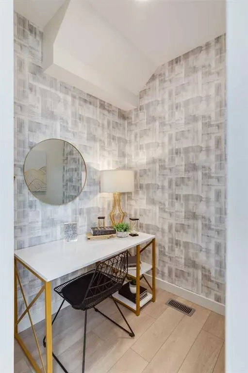 59 Heirloom Boulevard SE