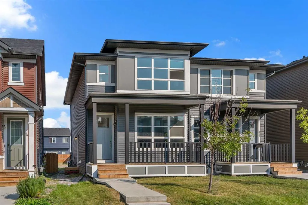 60 Howse Rise NE