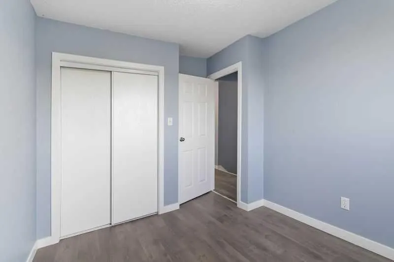 151C DICKINS Drive