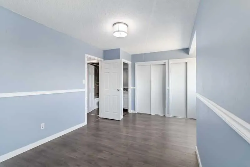 151C DICKINS Drive