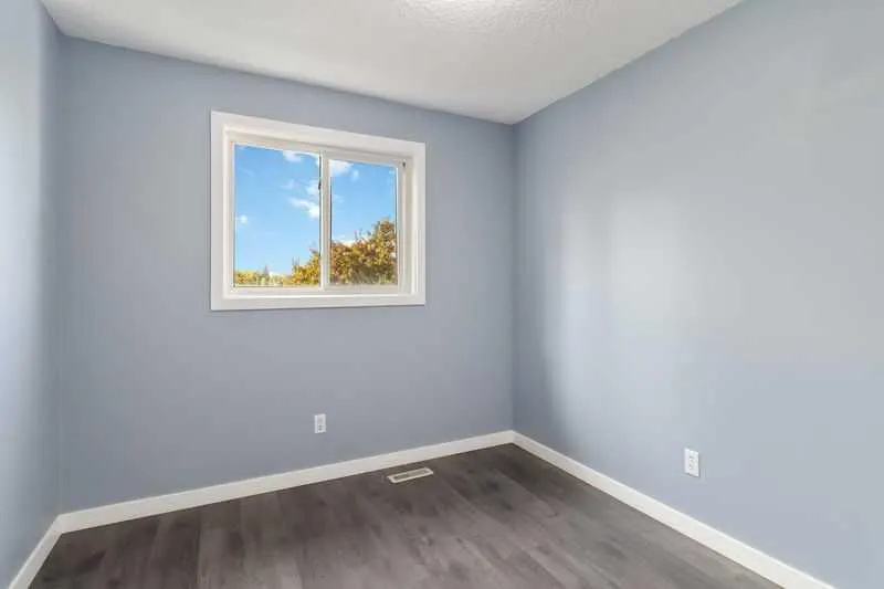 151C DICKINS Drive