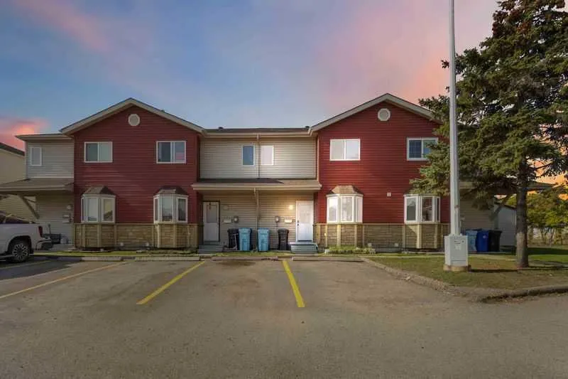 151C DICKINS Drive