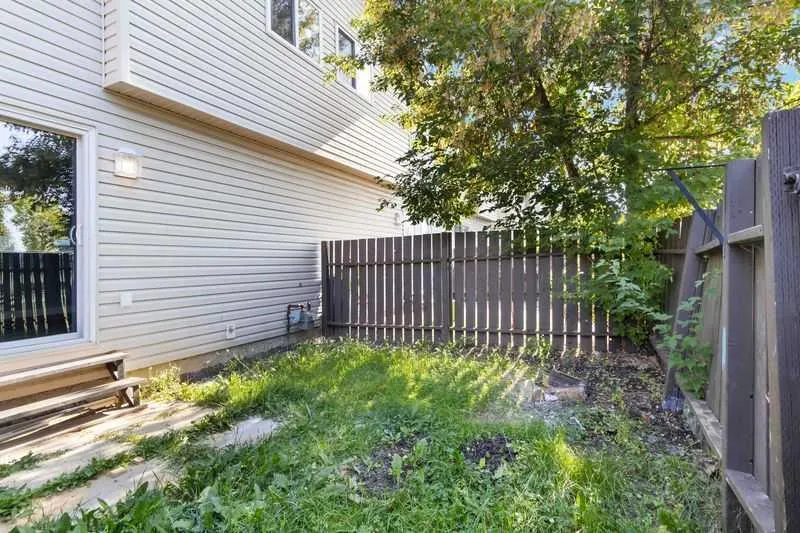151C DICKINS Drive