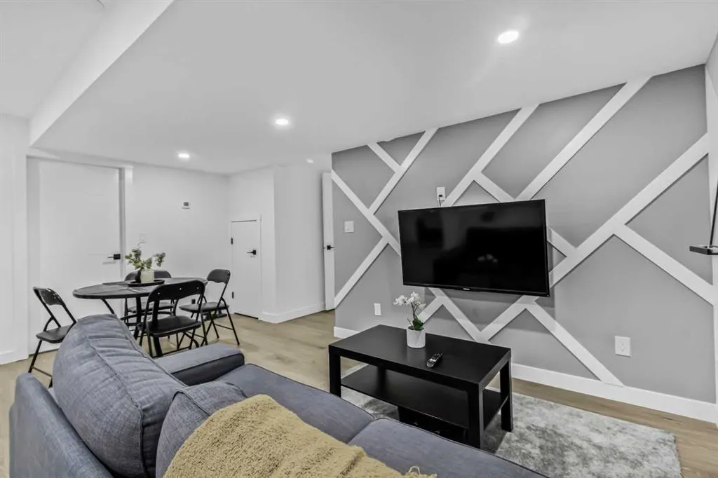 46 Sun Harbour Road SE