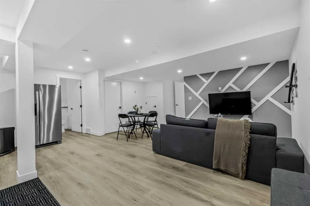 46 Sun Harbour Road SE
