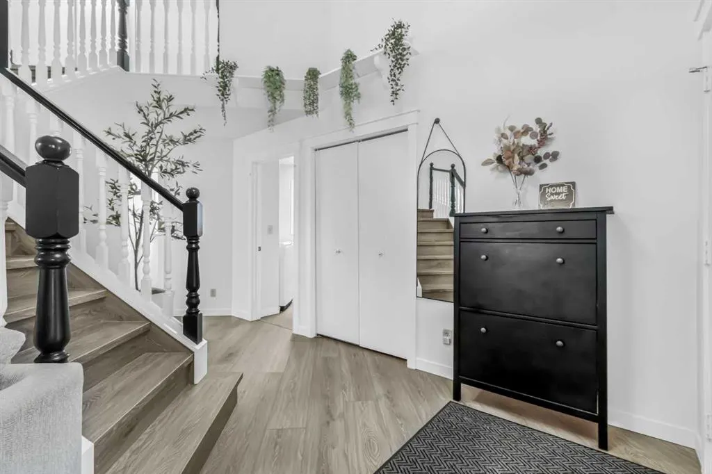 46 Sun Harbour Road SE