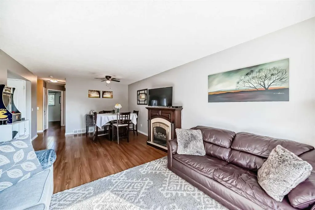 244 Flett Drive NE