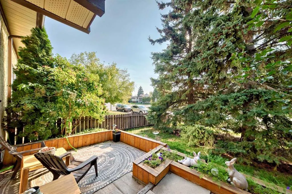 244 Flett Drive NE