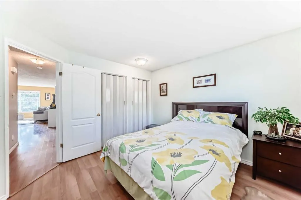 244 Flett Drive NE