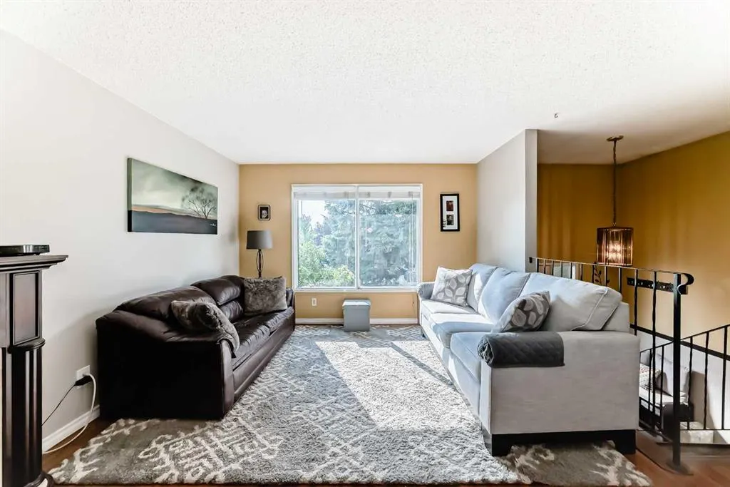244 Flett Drive NE