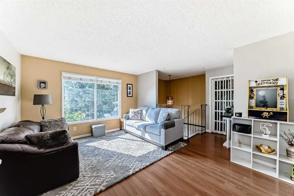 244 Flett Drive NE