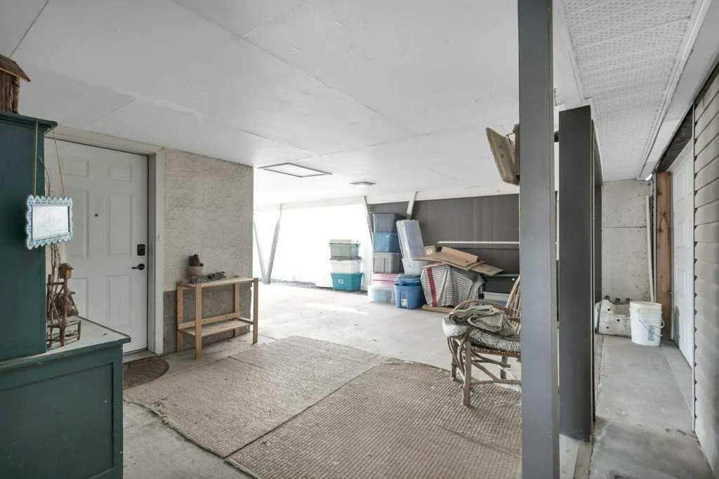 5436 53 Avenue