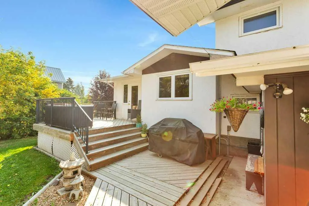 5436 53 Avenue