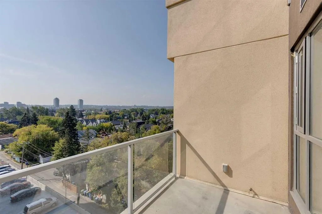 1110 3 Avenue NW, #707