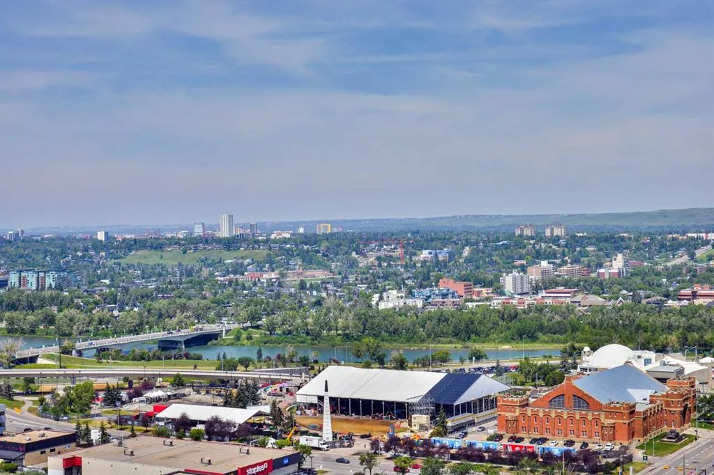 1118 12 Avenue SW, #2404