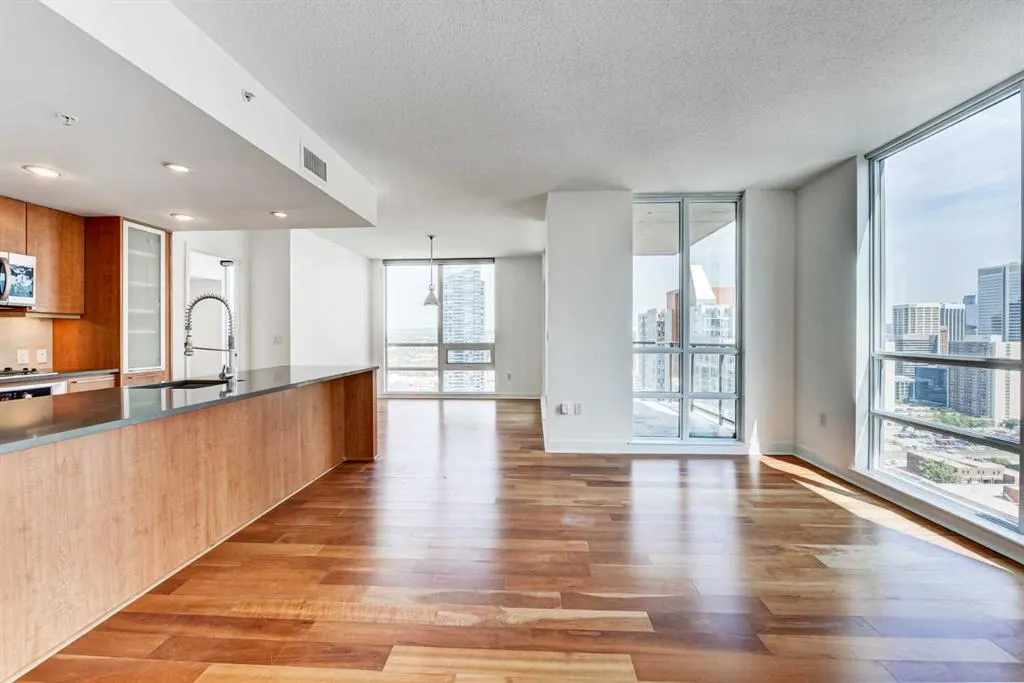 1118 12 Avenue SW, #2404