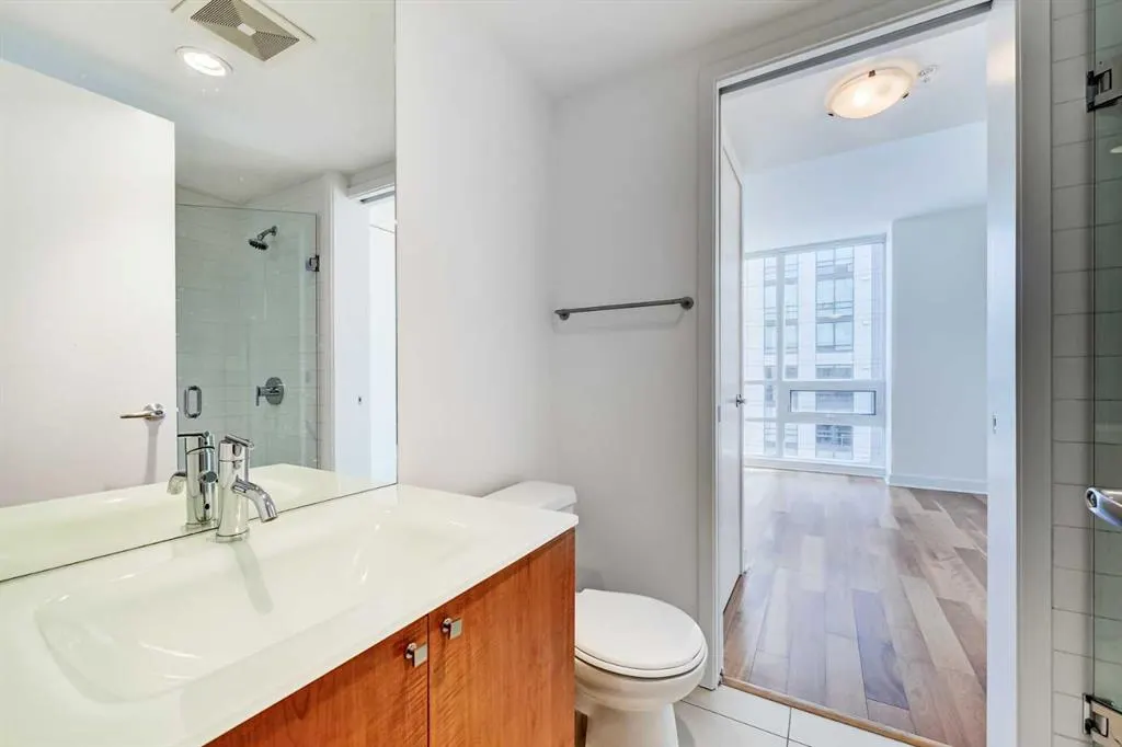 1118 12 Avenue SW, #2404