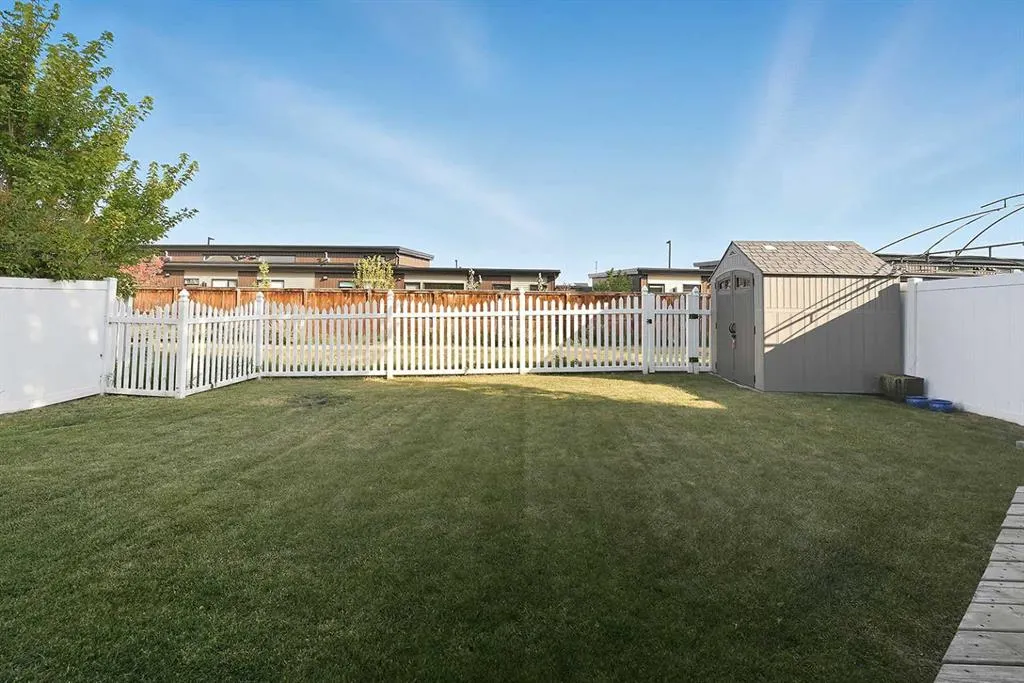 42 Turner Crescent