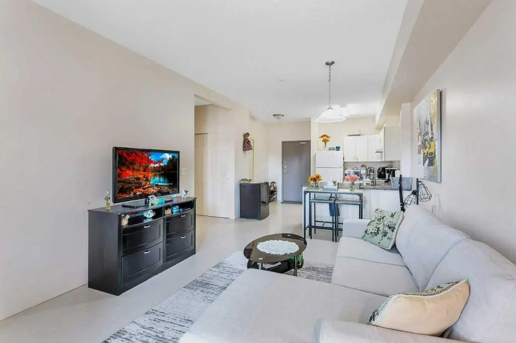 80A Kelloway Crescent, #119