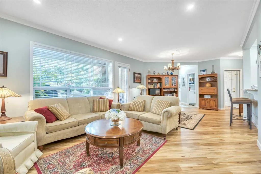 2144 Paliswood Road SW, #106