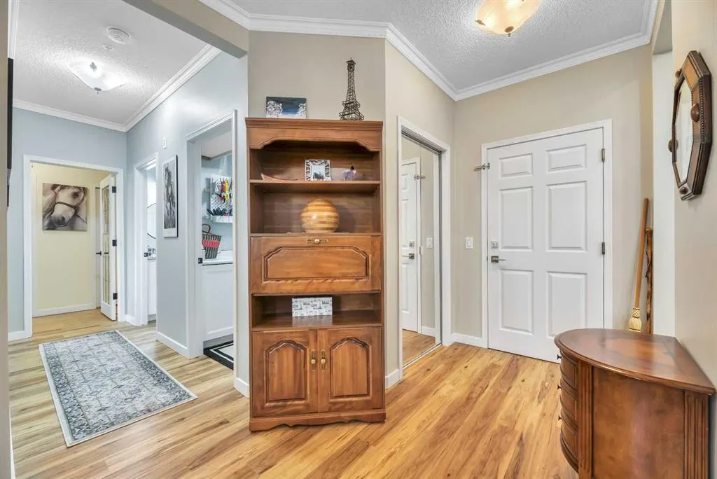 2144 Paliswood Road SW, #106