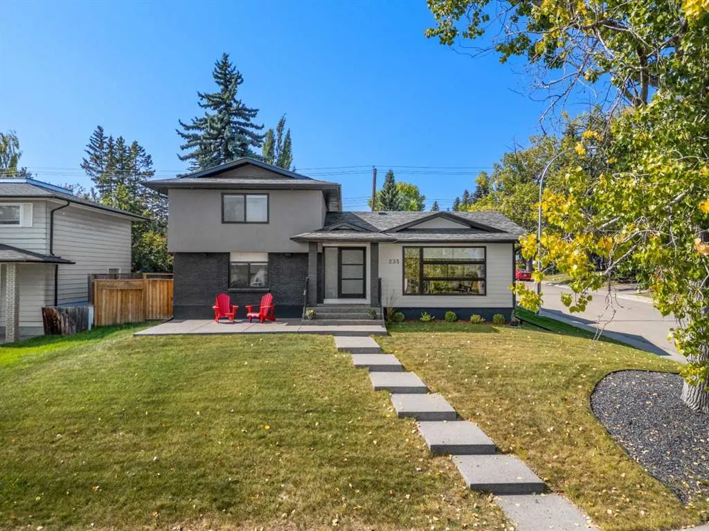235 Lake Wapta Rise SE
