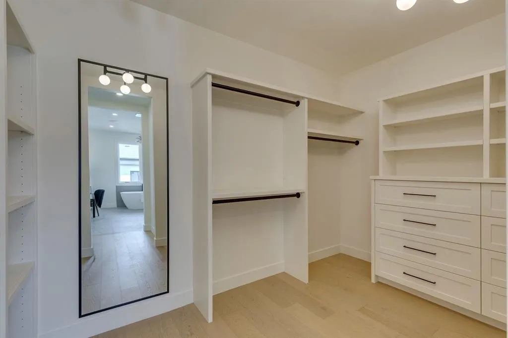 48 Elveden Park SW