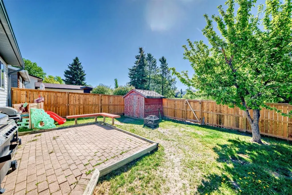 66 Eldridge Rise SE