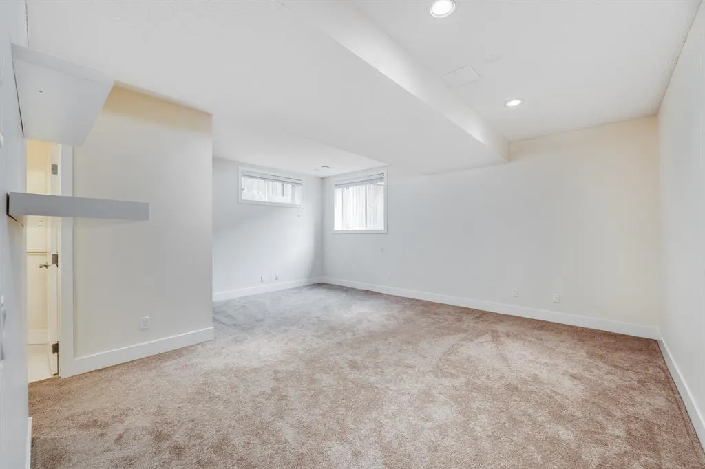 2008 12 Avenue SW, #2