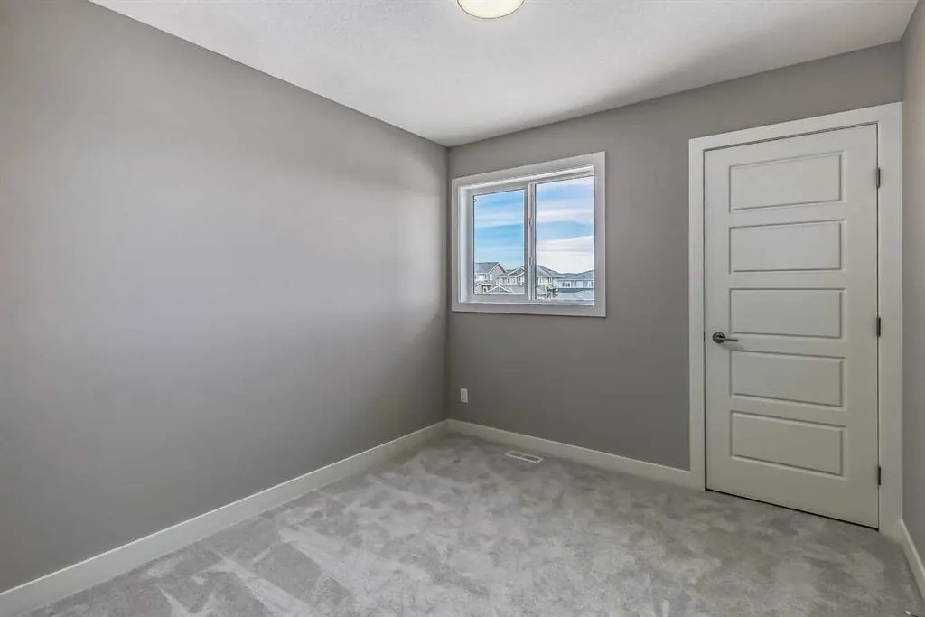 291 Waterford Heights
