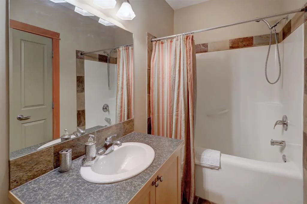 109 Montane Road, #217