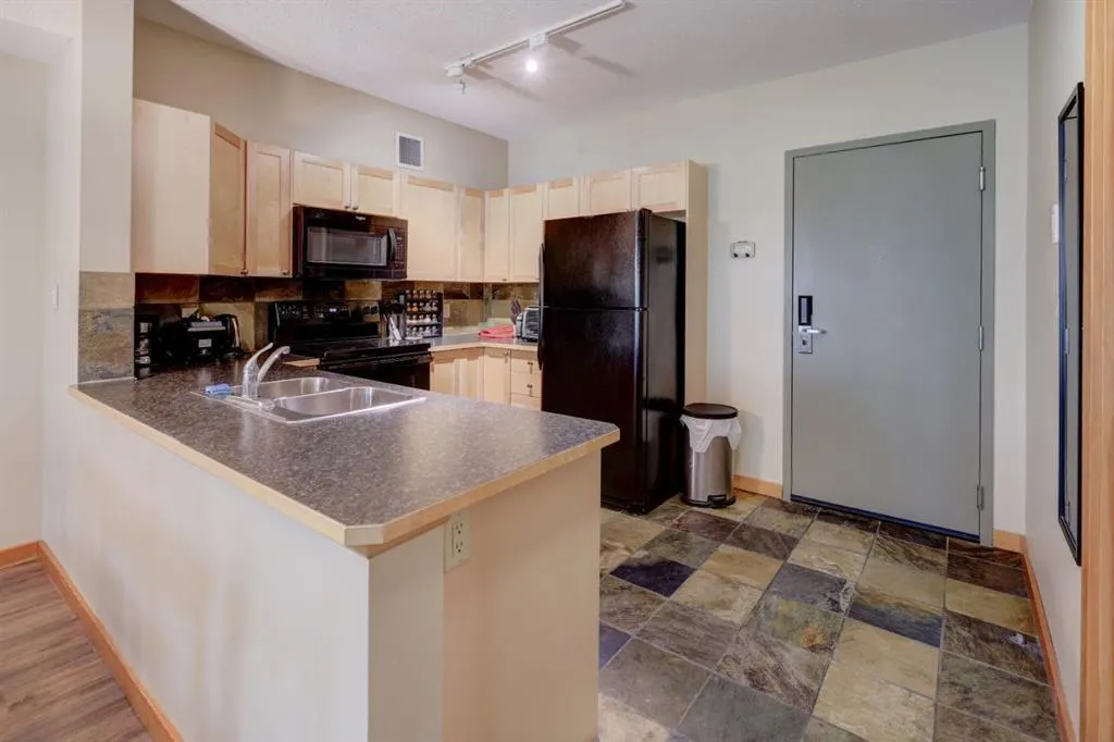 109 Montane Road, #217