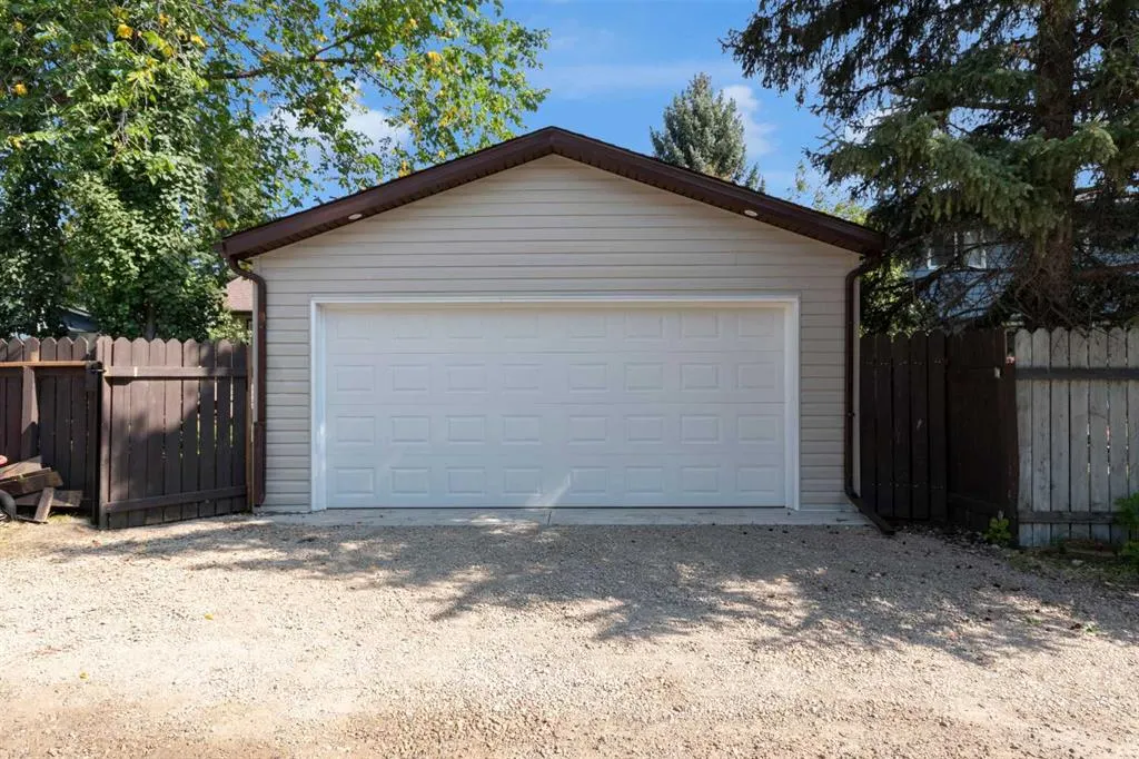 39 Midpark Close SE