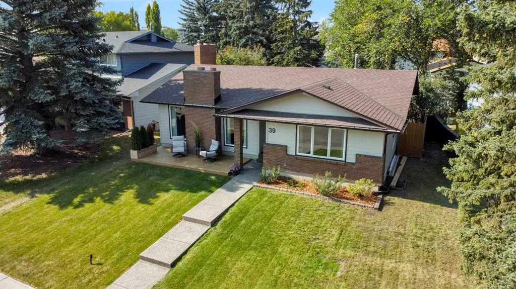 39 Midpark Close SE