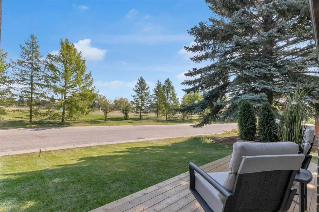 39 Midpark Close SE