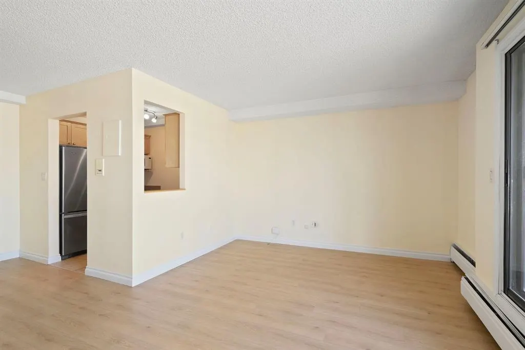 1334 12 Avenue SW, #806