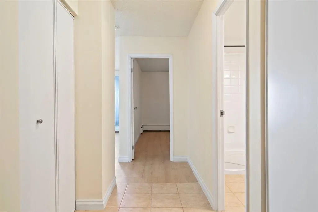 1334 12 Avenue SW, #806