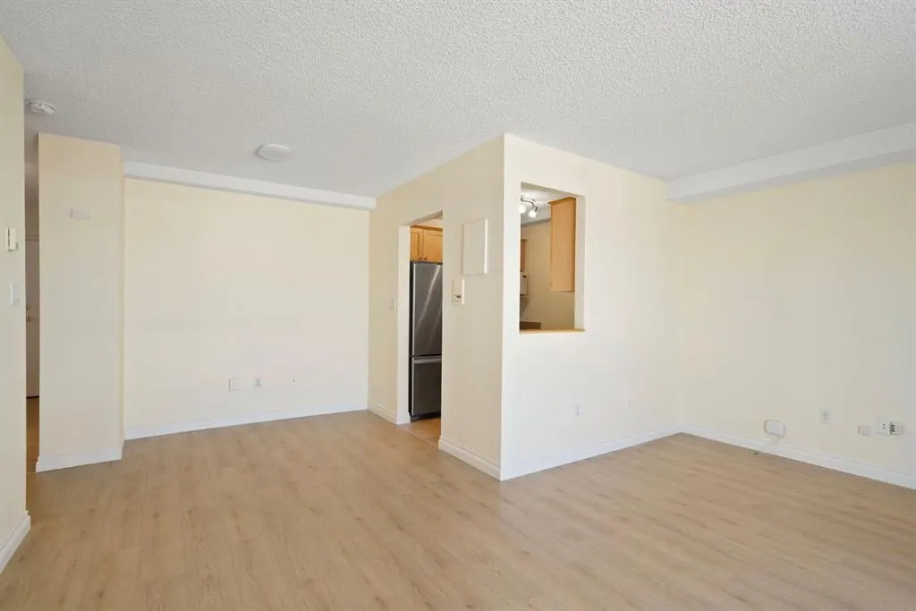 1334 12 Avenue SW, #806
