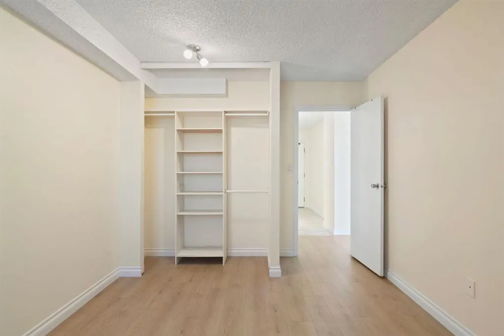 1334 12 Avenue SW, #806