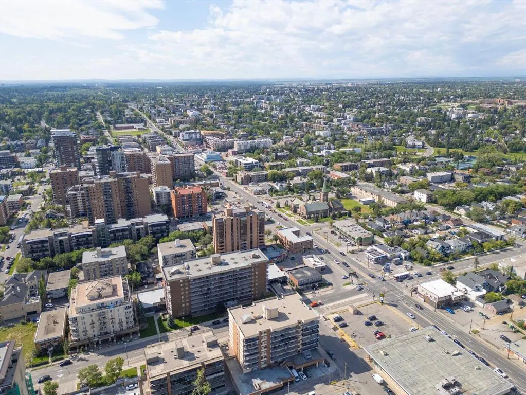 1334 12 Avenue SW, #806
