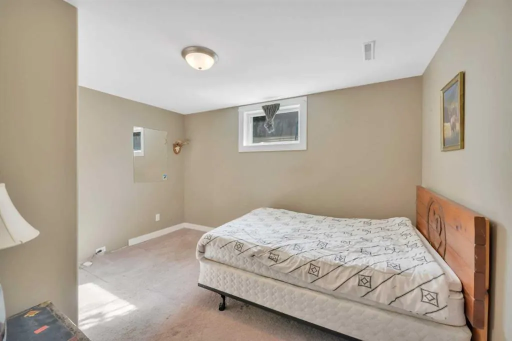 25 Odstone Green