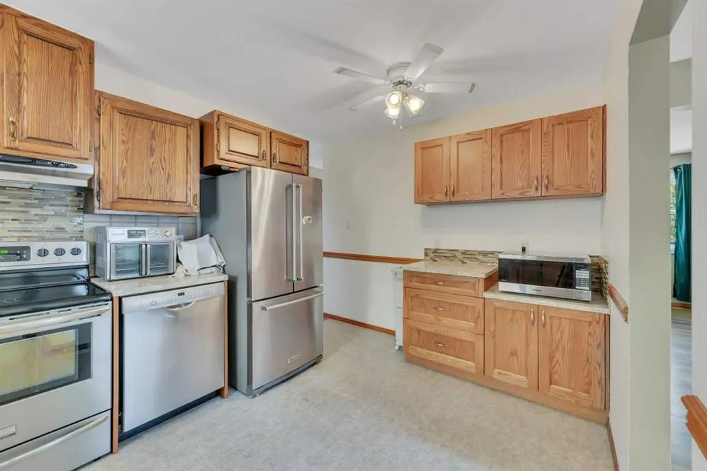 25 Odstone Green