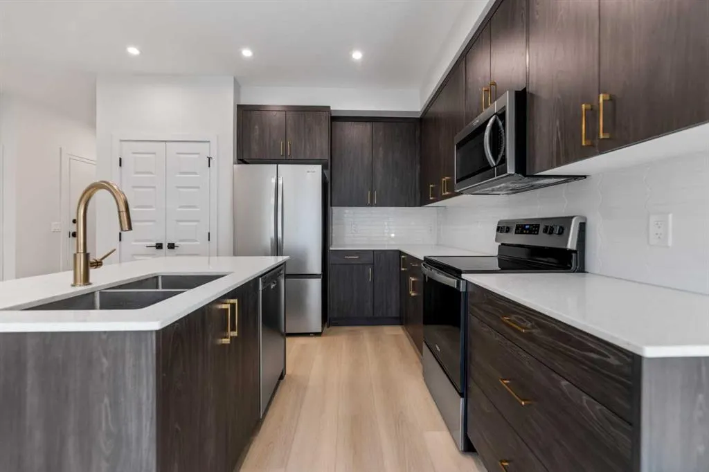 245 Waterford Heath