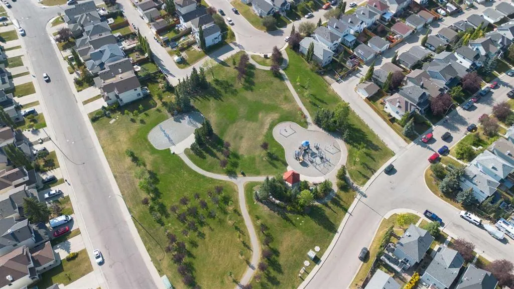 186 Citadel Acres Close NW