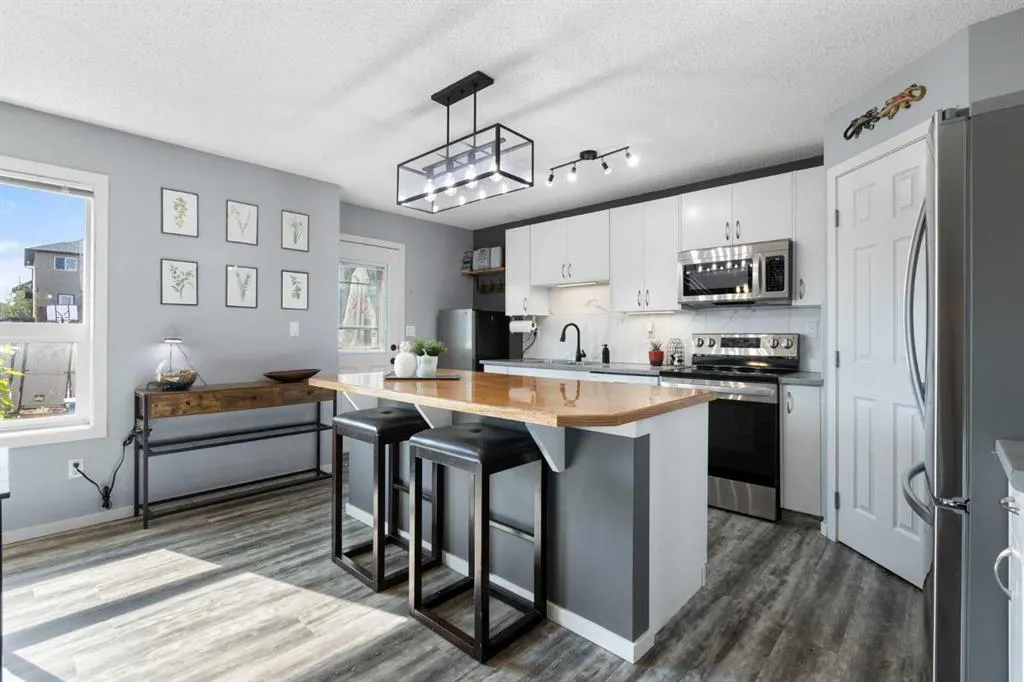 186 Citadel Acres Close NW