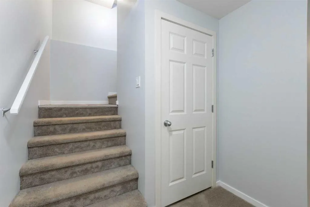 186 Citadel Acres Close NW