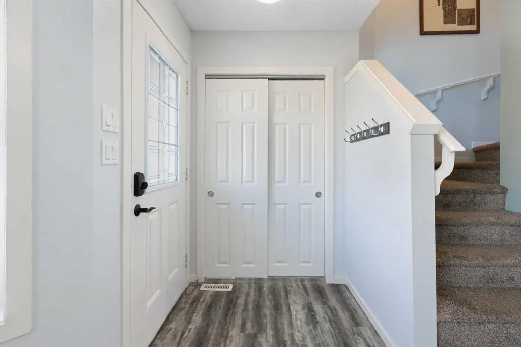 186 Citadel Acres Close NW