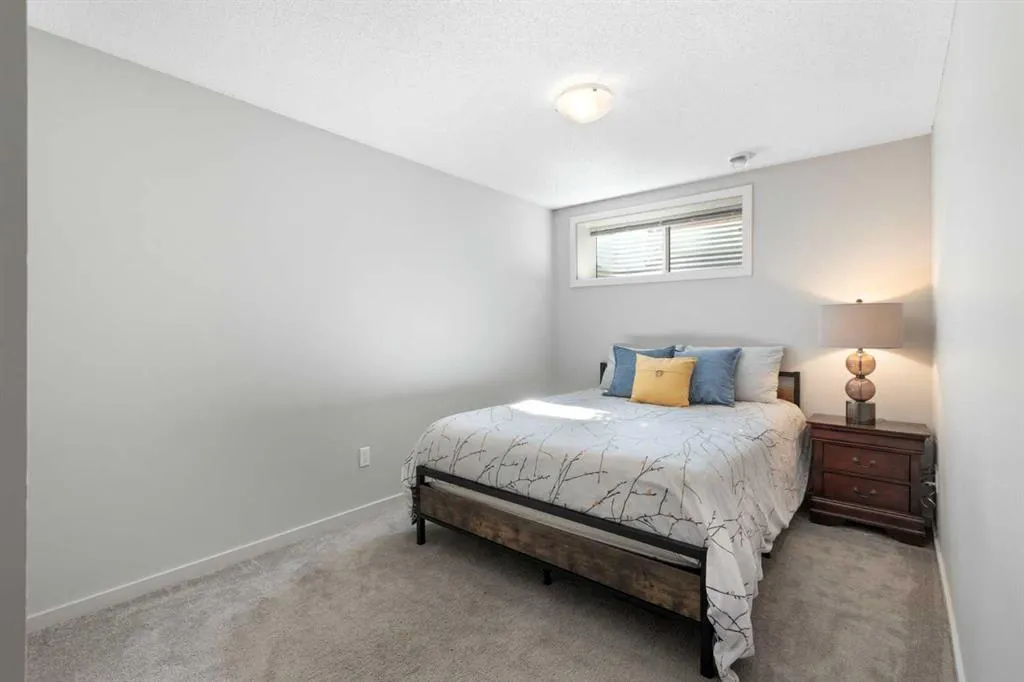 186 Citadel Acres Close NW